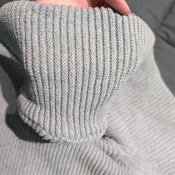 Knitted Turtleneck Sweater, Large - Picture 3 of 4